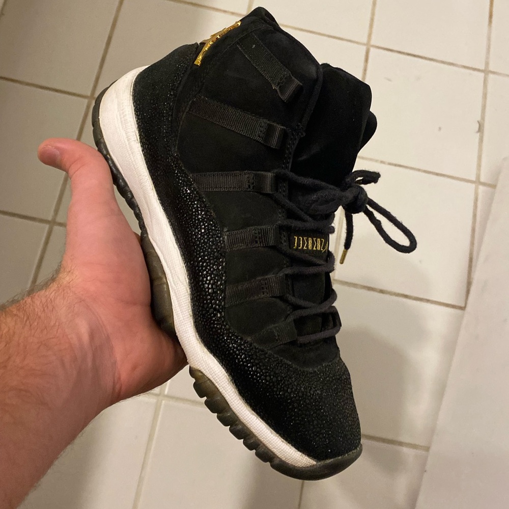 Jordan 11s